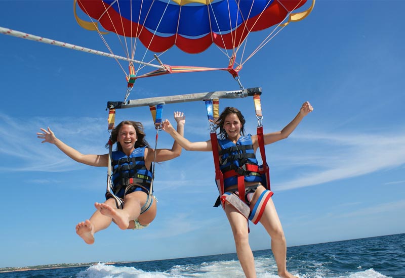 Paragliding in Varkala